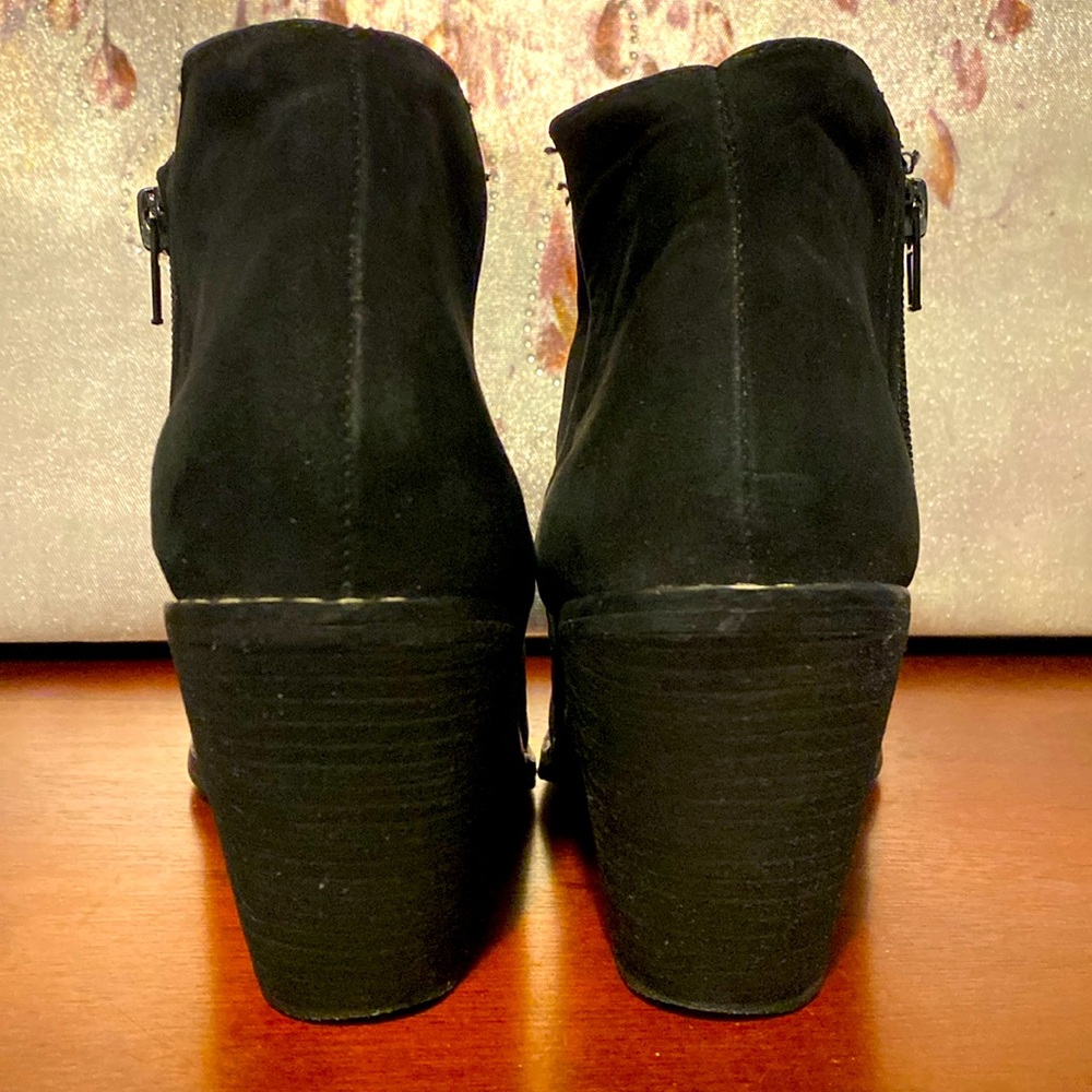 Kelsi Dagger Black Ankle Boots - Picture 4 of 9